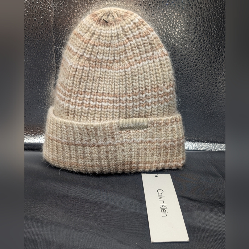Women's Calvin Klein Fleece Lined Tan & Cream Knit Cuff Beanie NWT